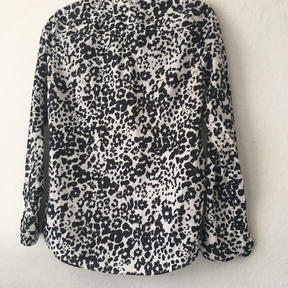 Loved J Crew Shirt 😍 - Picture 3 of 6